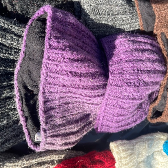 100% woolen Himalayan gloves n hat - Picture 7 of 16